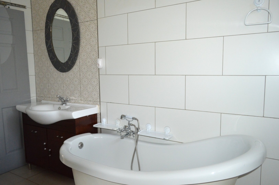 3 Bedroom Property for Sale in Flamwood North West